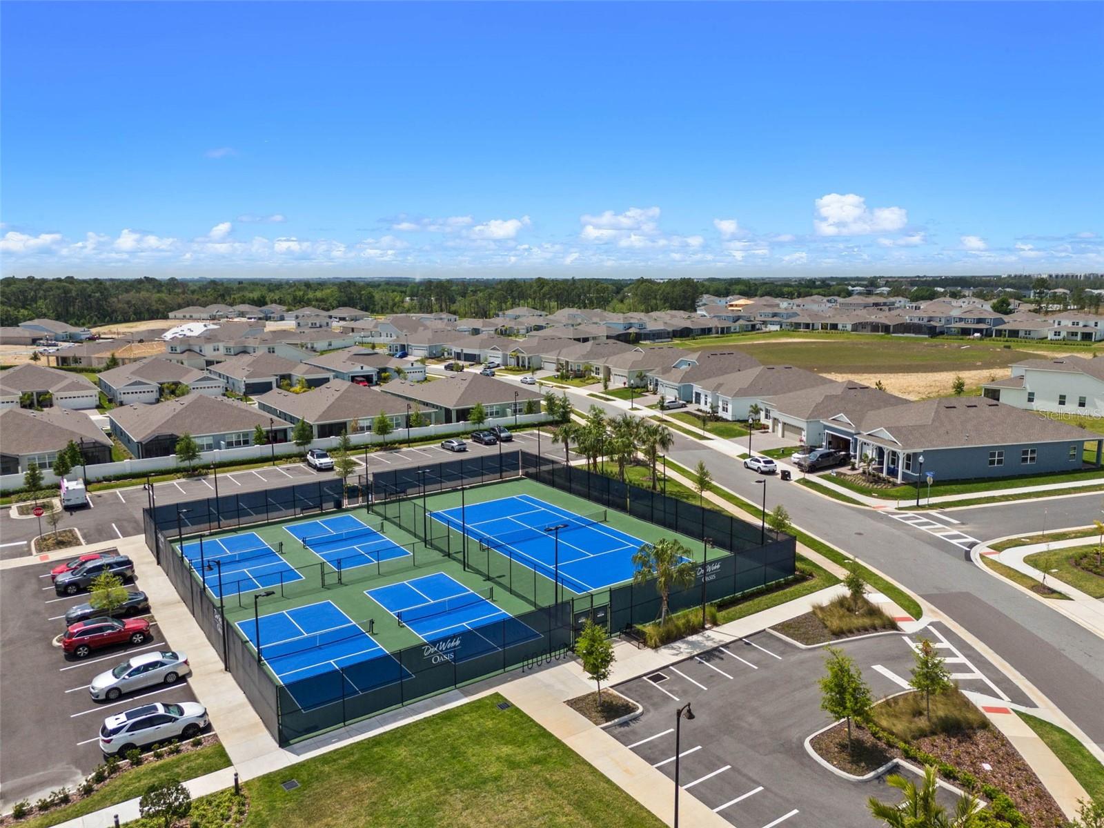 DEL WEBB OASIS - Residential