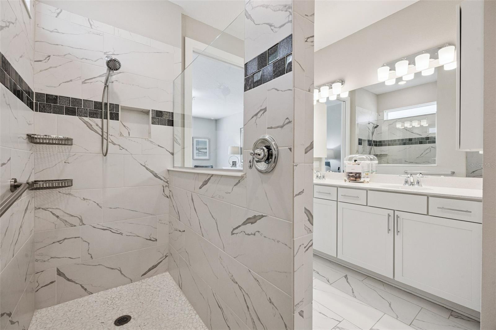 DEL WEBB OASIS - Residential