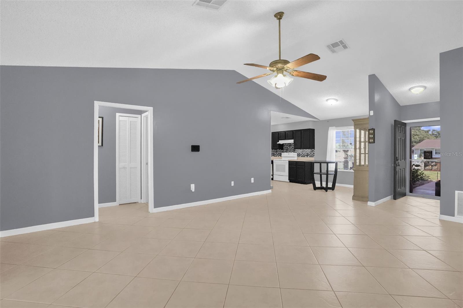 ORANGE VISTA UNIT 1 - Residential
