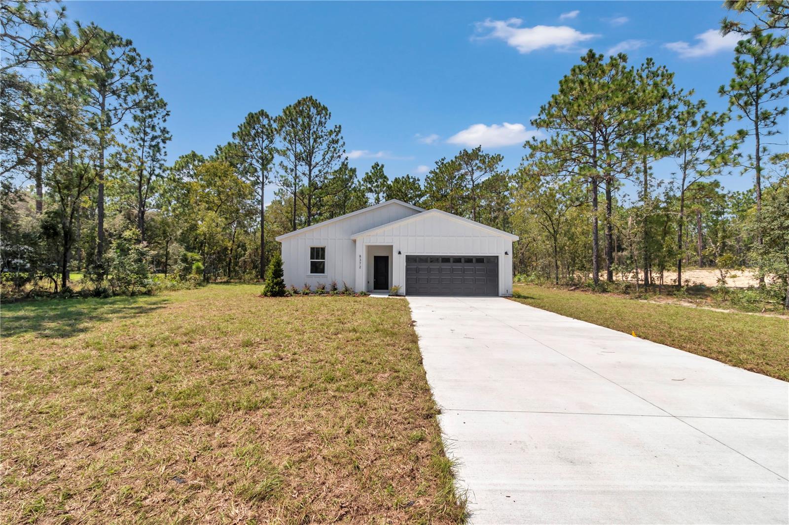 ROLLING HILLS - Residential