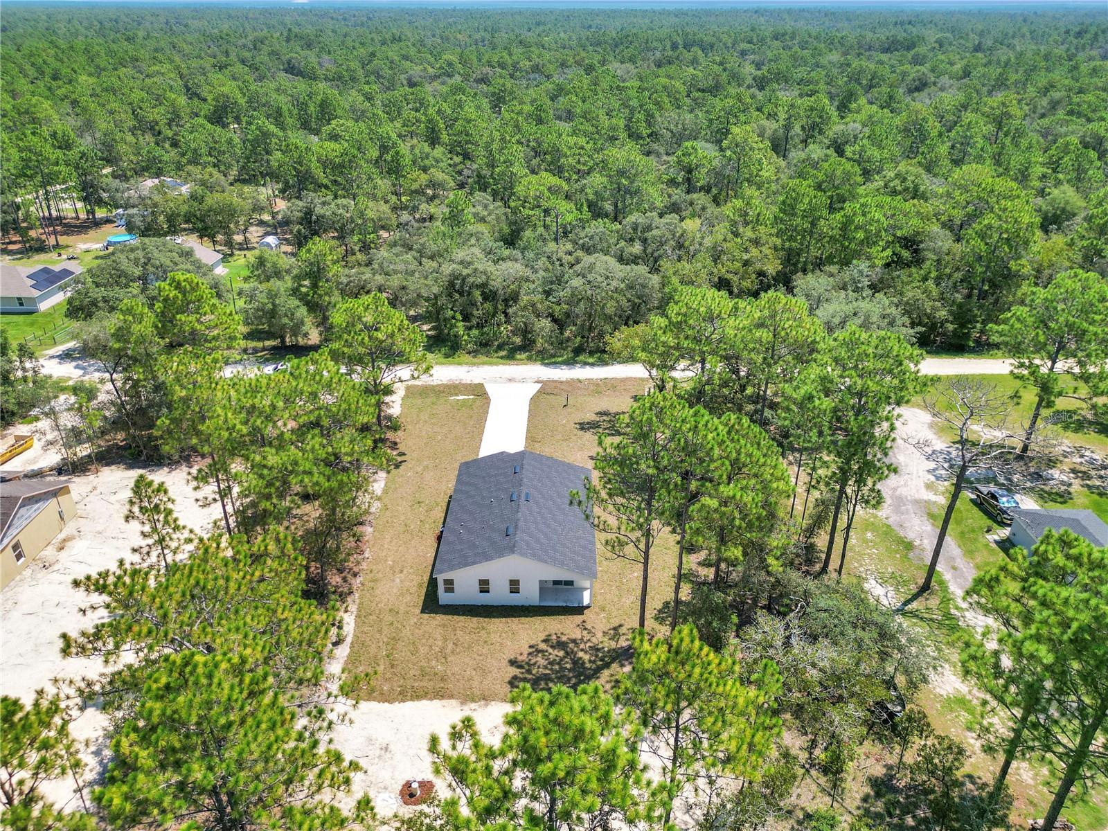 ROLLING HILLS - Residential