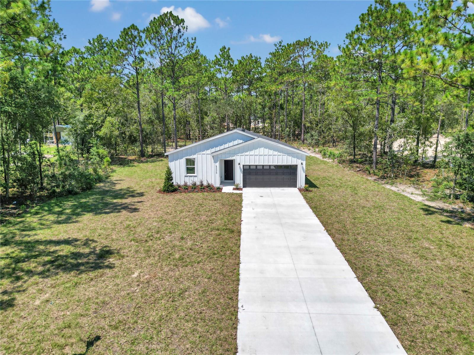ROLLING HILLS - Residential