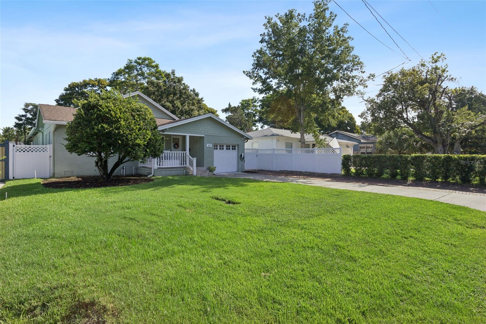 GOLFVIEW - Residential