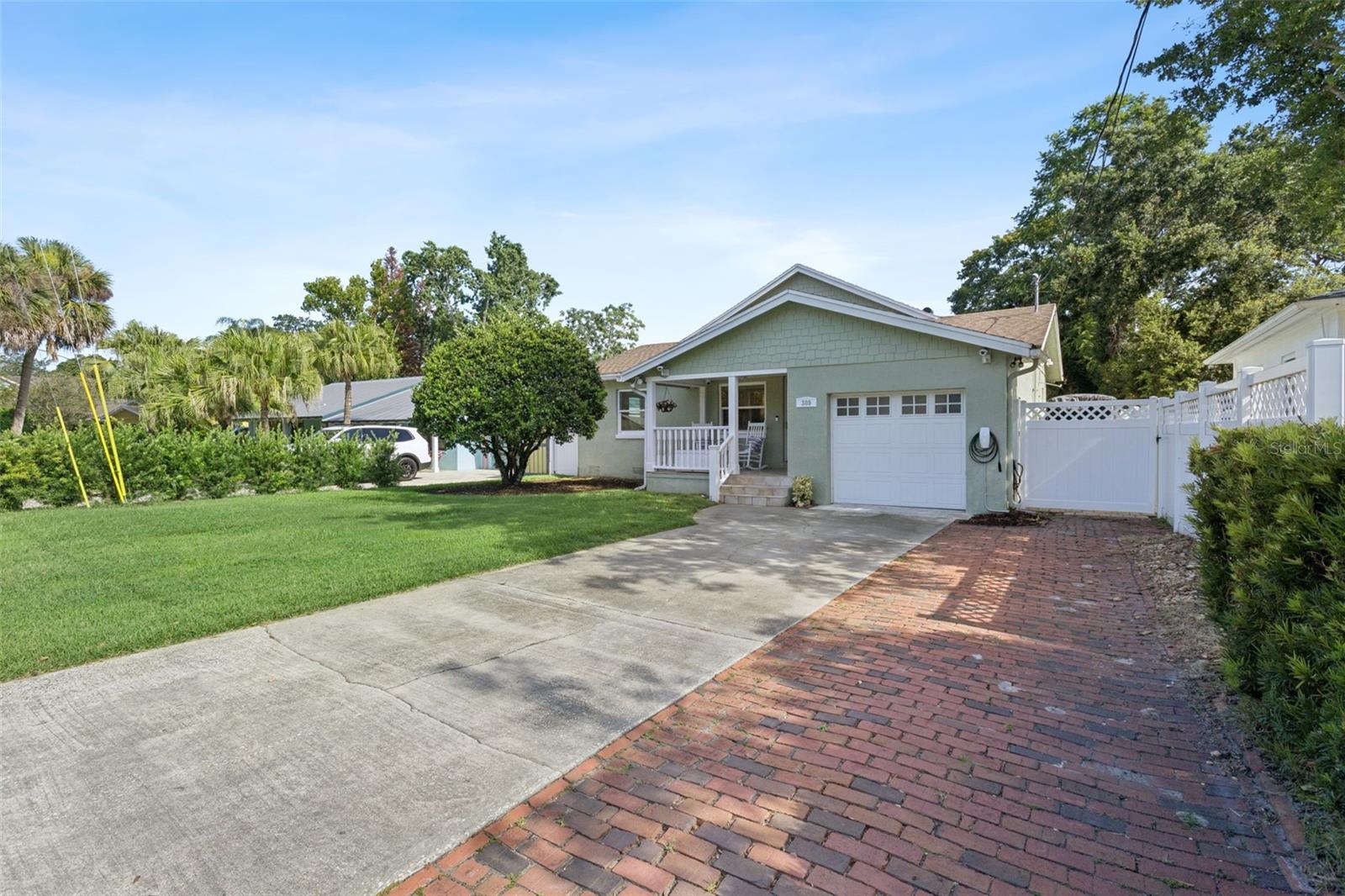 GOLFVIEW - Residential