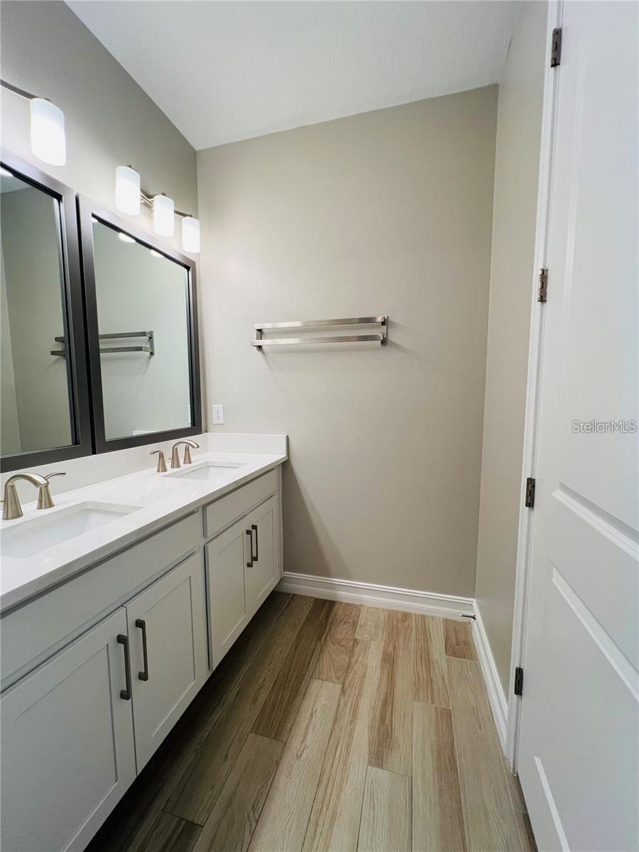 ESTANCIA CORTONA - Residential Lease