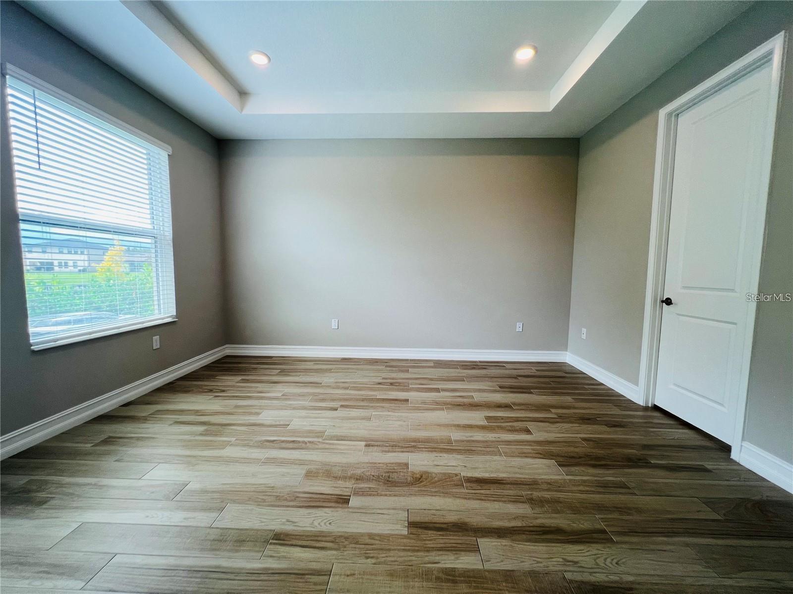 ESTANCIA CORTONA - Residential Lease