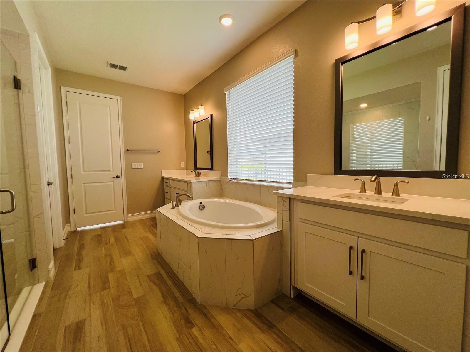 ESTANCIA CORTONA - Residential Lease