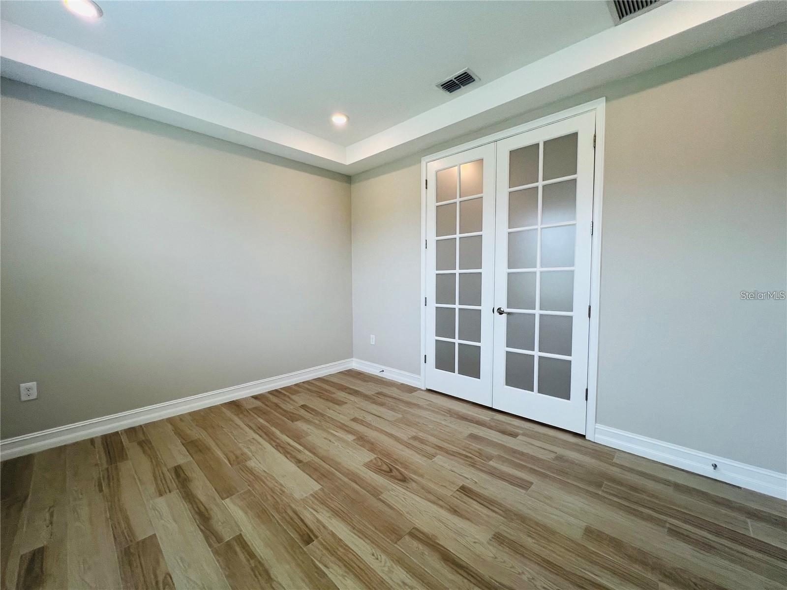 ESTANCIA CORTONA - Residential Lease