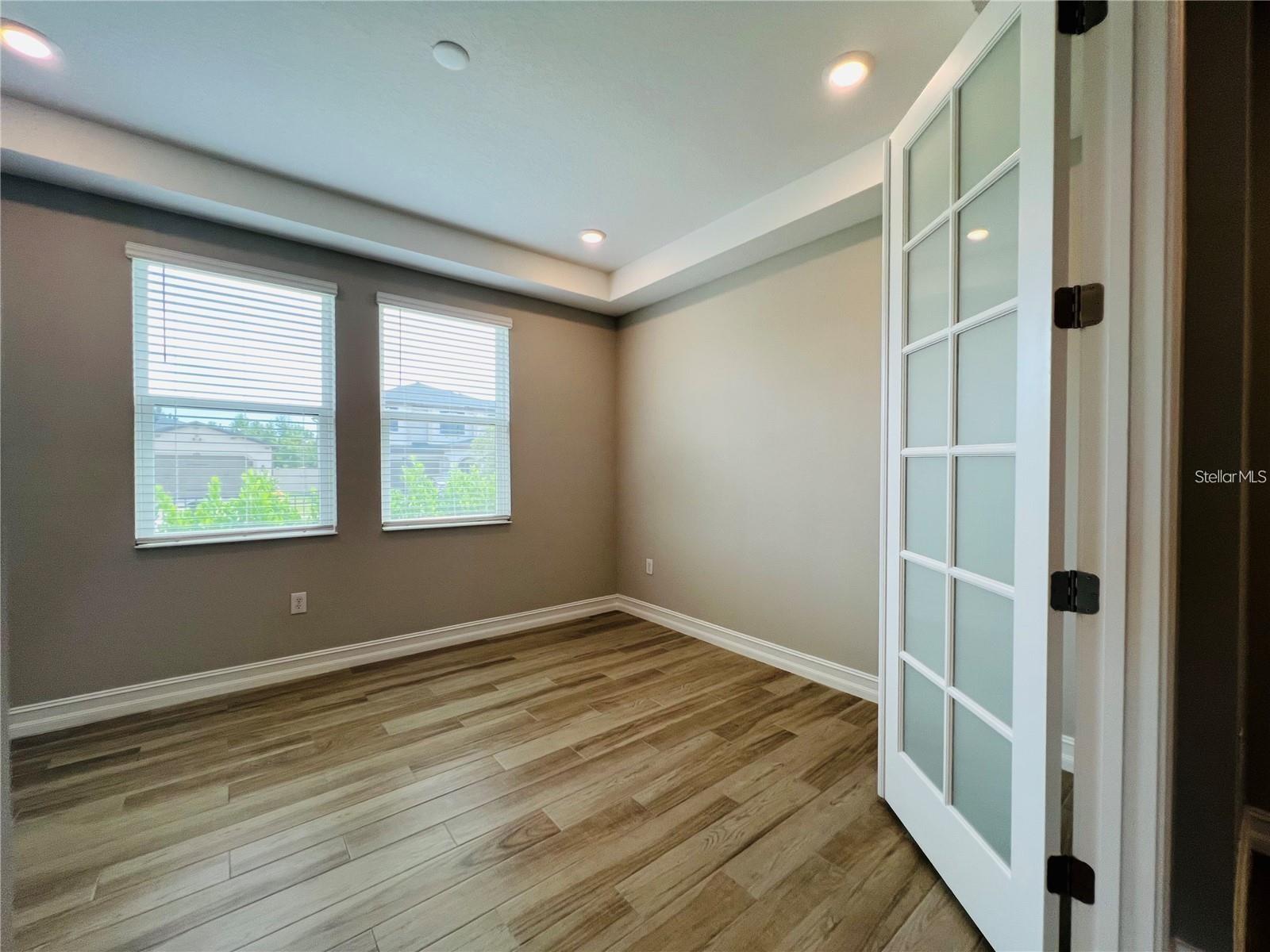 ESTANCIA CORTONA - Residential Lease