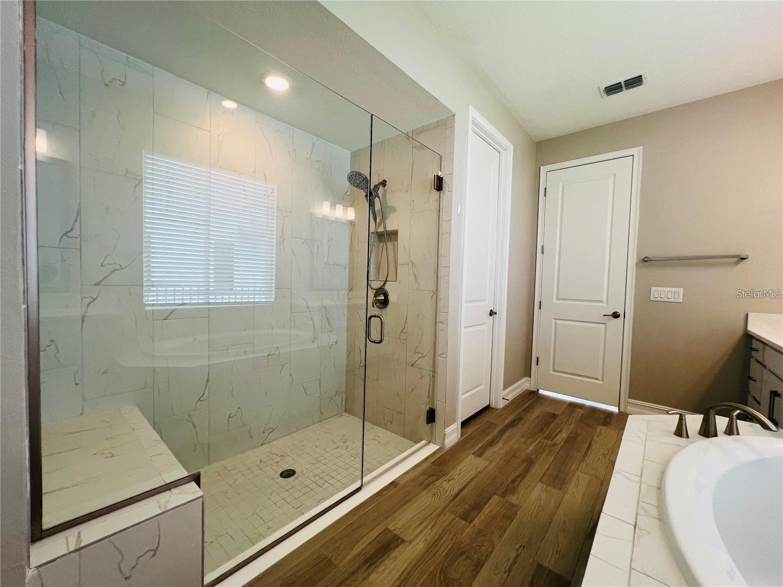 ESTANCIA CORTONA - Residential Lease