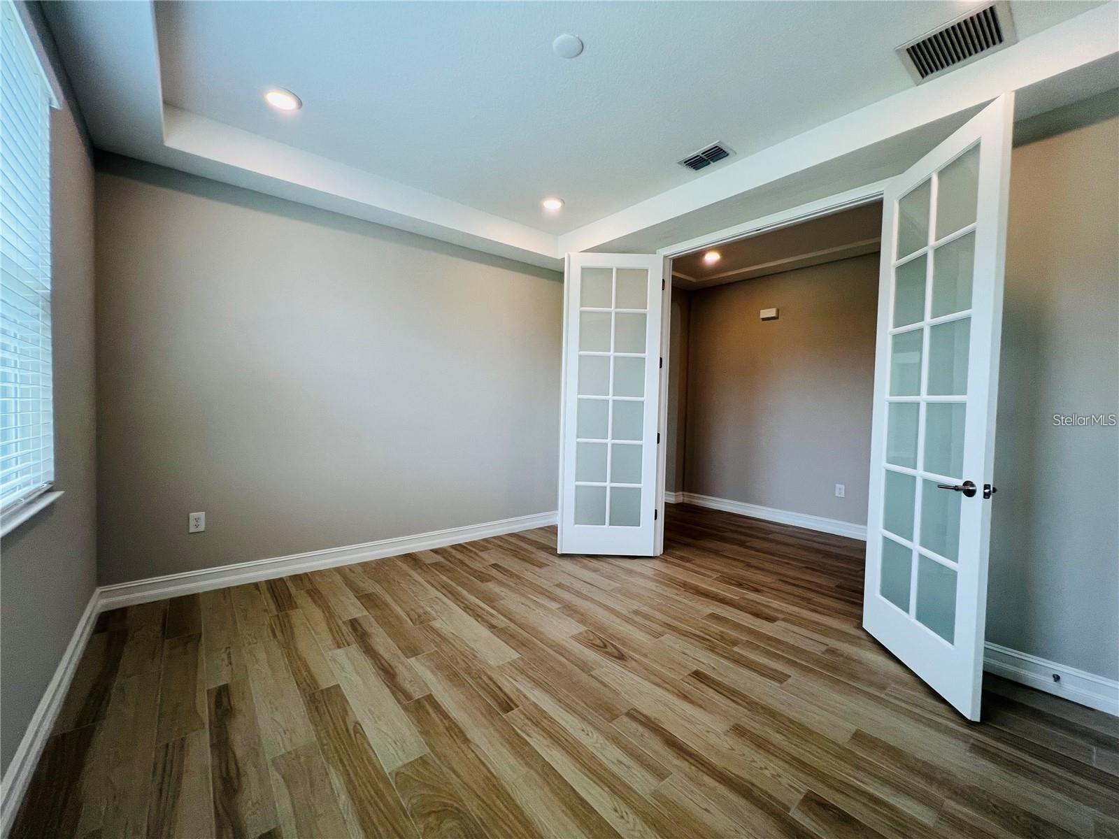 ESTANCIA CORTONA - Residential Lease