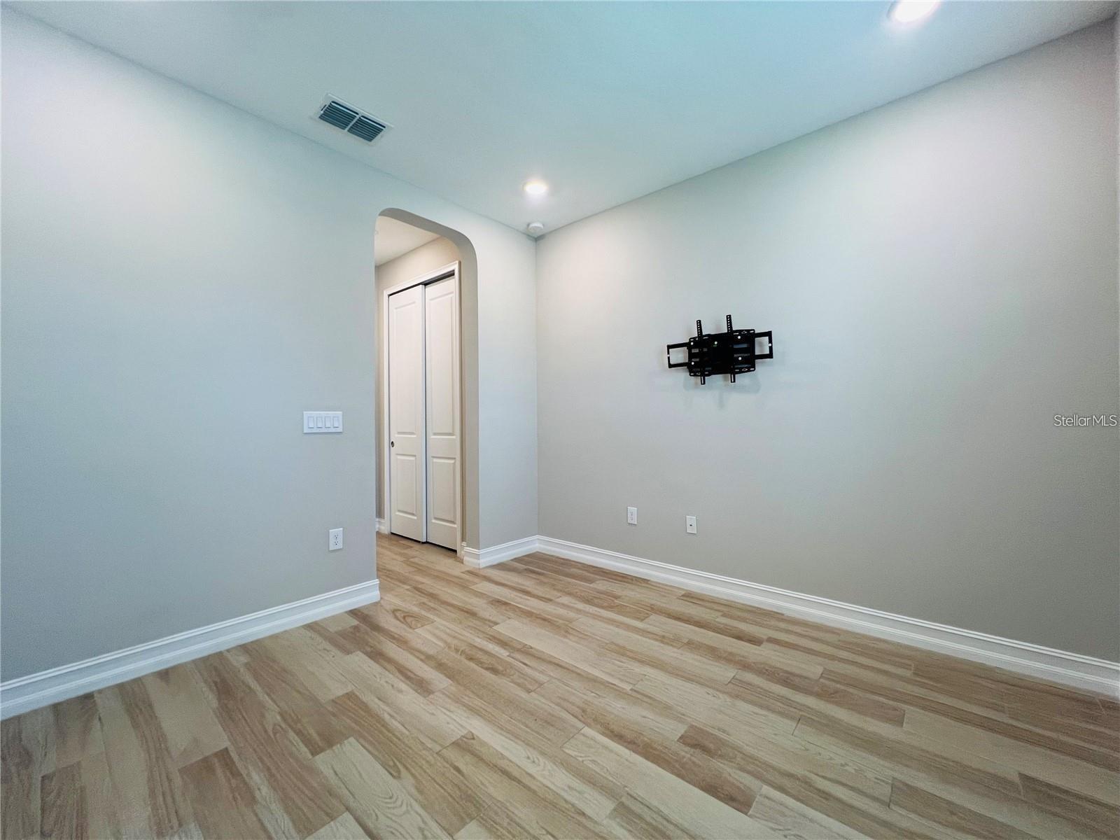 ESTANCIA CORTONA - Residential Lease