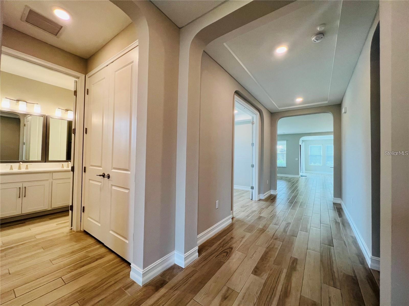 ESTANCIA CORTONA - Residential Lease