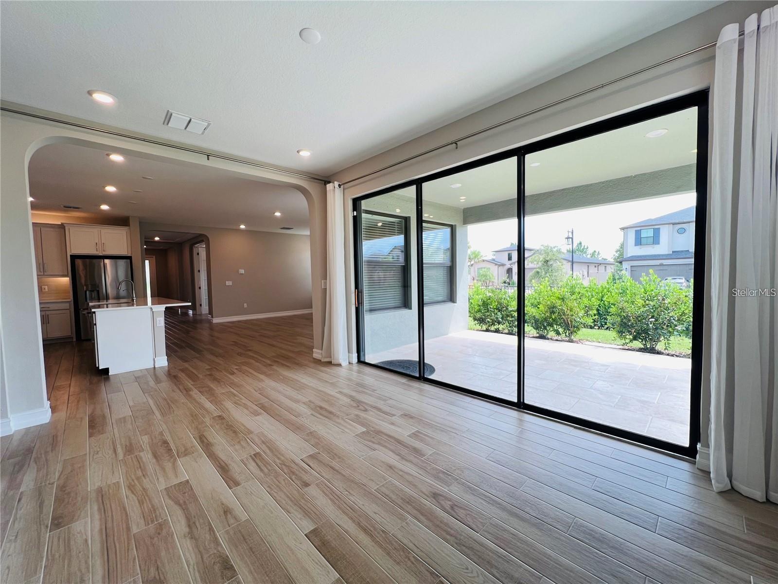 ESTANCIA CORTONA - Residential Lease