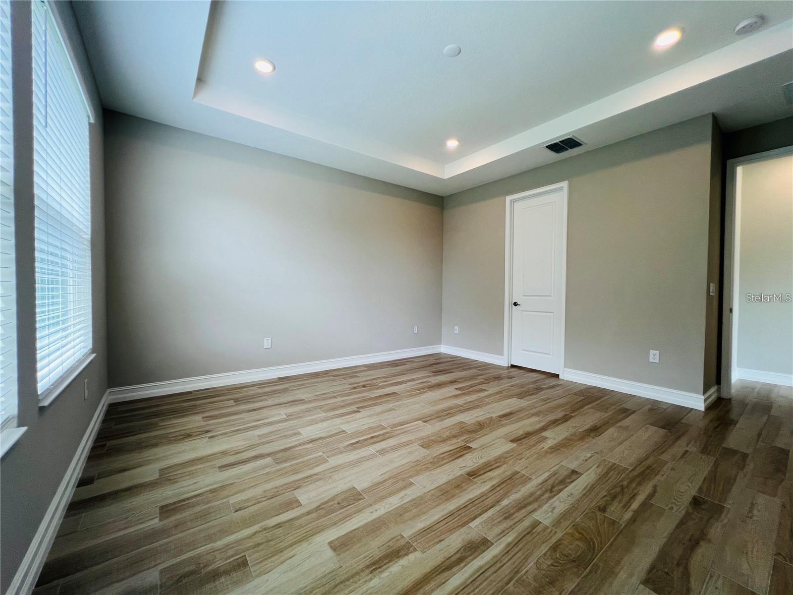 ESTANCIA CORTONA - Residential Lease