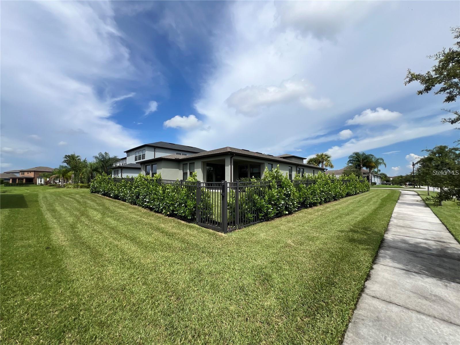 ESTANCIA CORTONA - Residential Lease