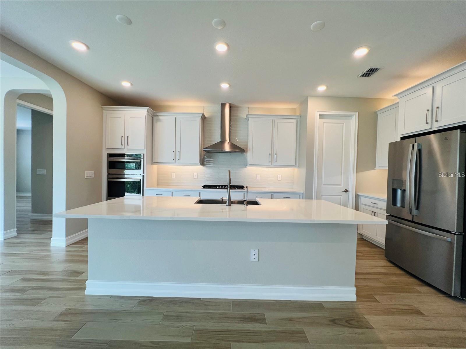 ESTANCIA CORTONA - Residential Lease