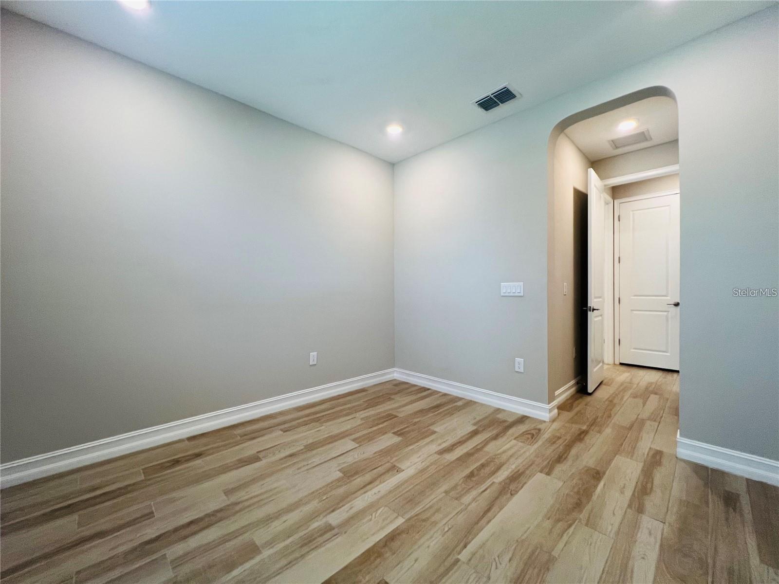 ESTANCIA CORTONA - Residential Lease