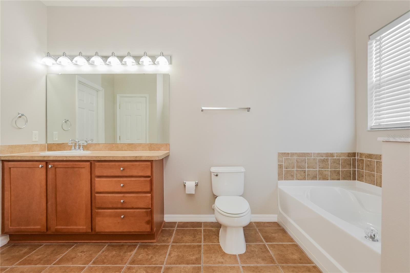MOUNT DORA LANCASTER AT LOCH LEVEN PH 01 - Residential