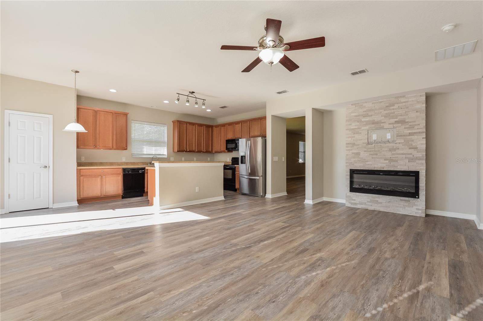 MOUNT DORA LANCASTER AT LOCH LEVEN PH 01 - Residential