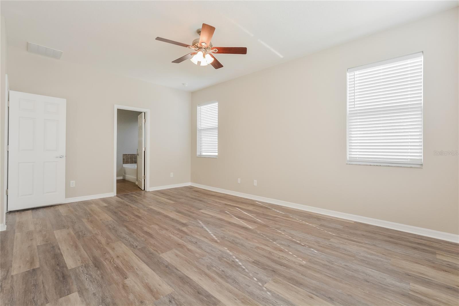 MOUNT DORA LANCASTER AT LOCH LEVEN PH 01 - Residential
