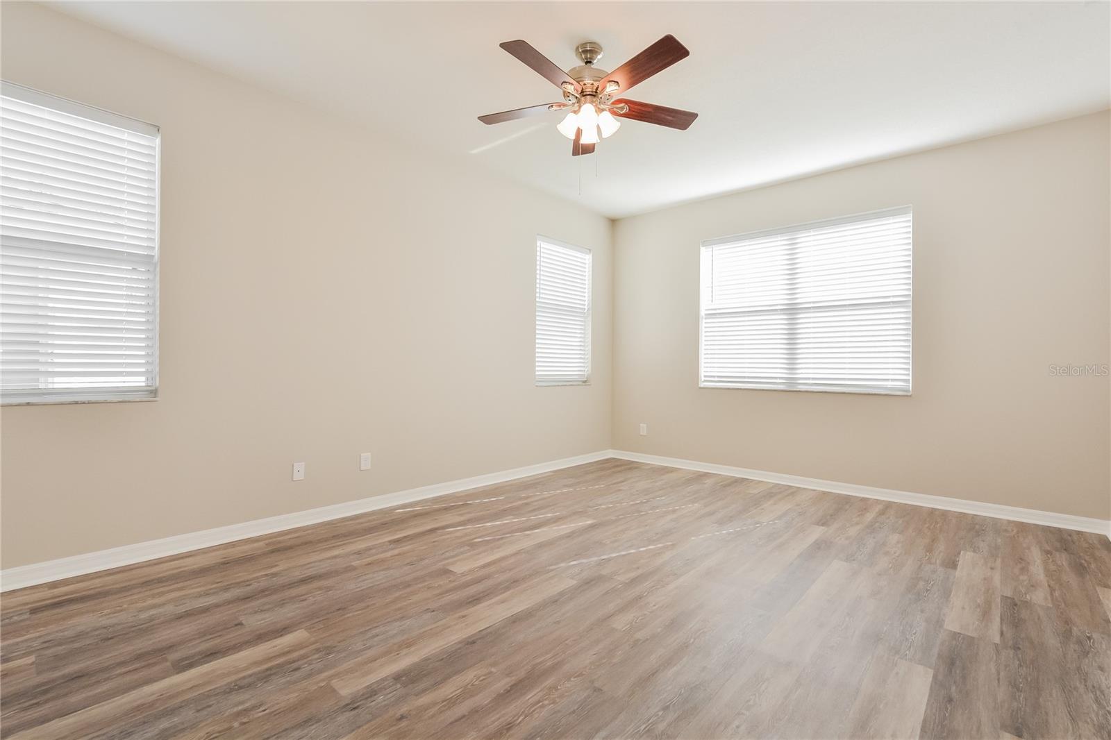 MOUNT DORA LANCASTER AT LOCH LEVEN PH 01 - Residential