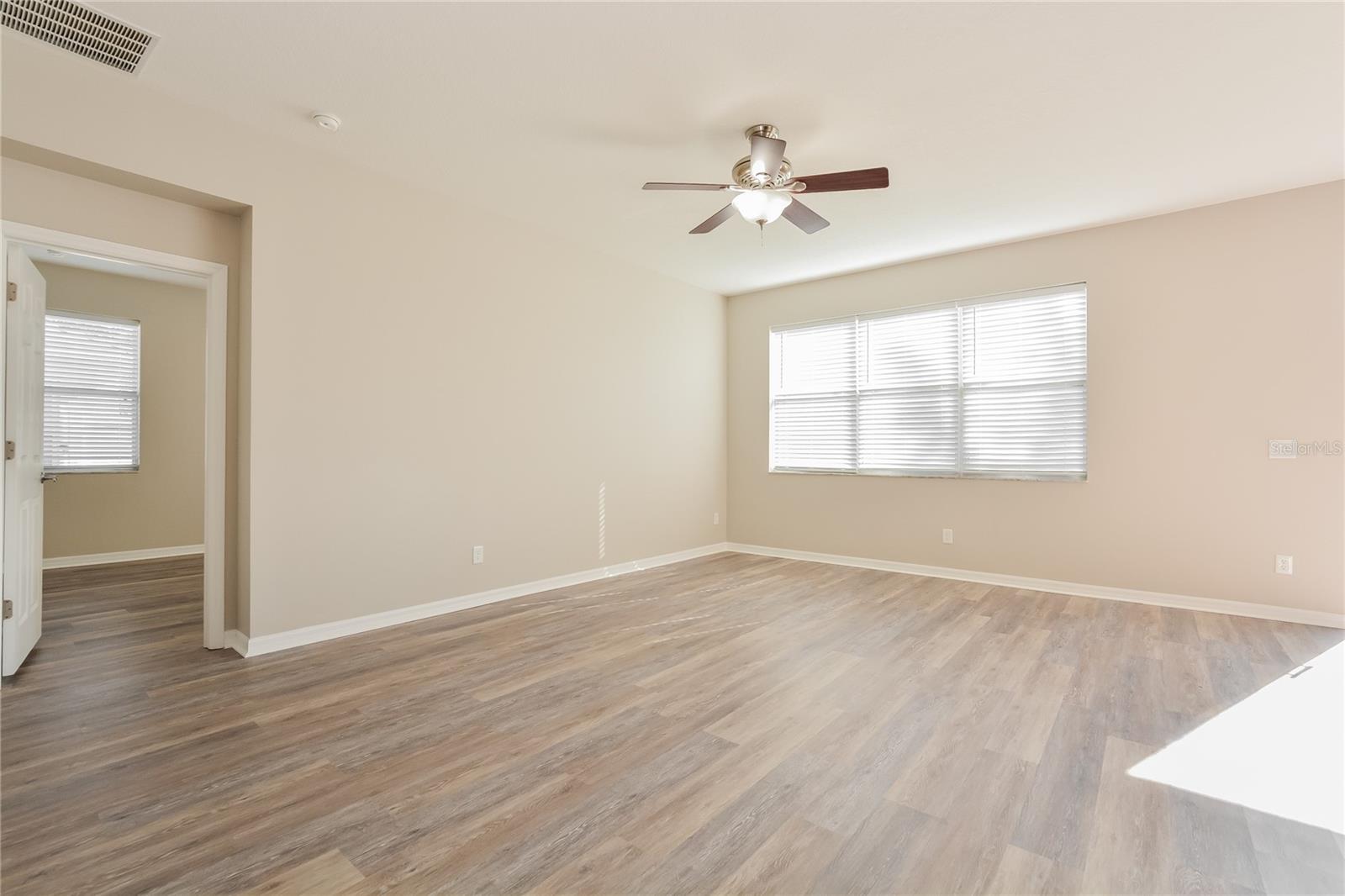 MOUNT DORA LANCASTER AT LOCH LEVEN PH 01 - Residential