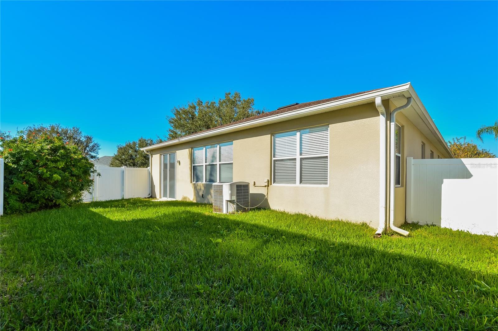 MOUNT DORA LANCASTER AT LOCH LEVEN PH 01 - Residential