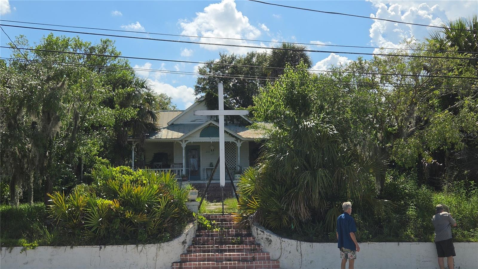ROGERS DELAND - Commercial Sale