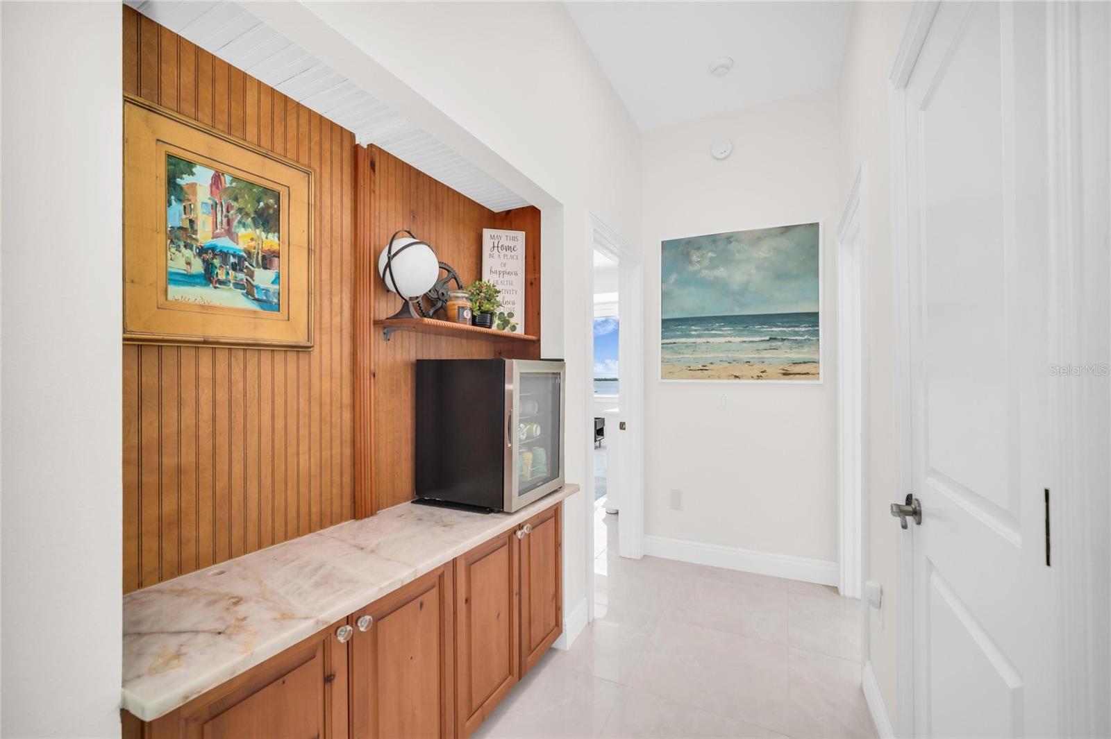 SHAW'S POINT - Residential