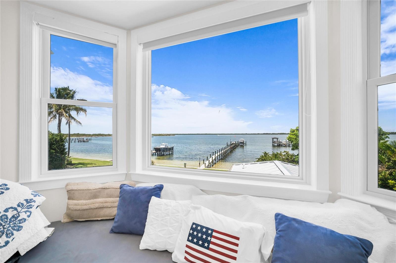 SHAW'S POINT - Residential