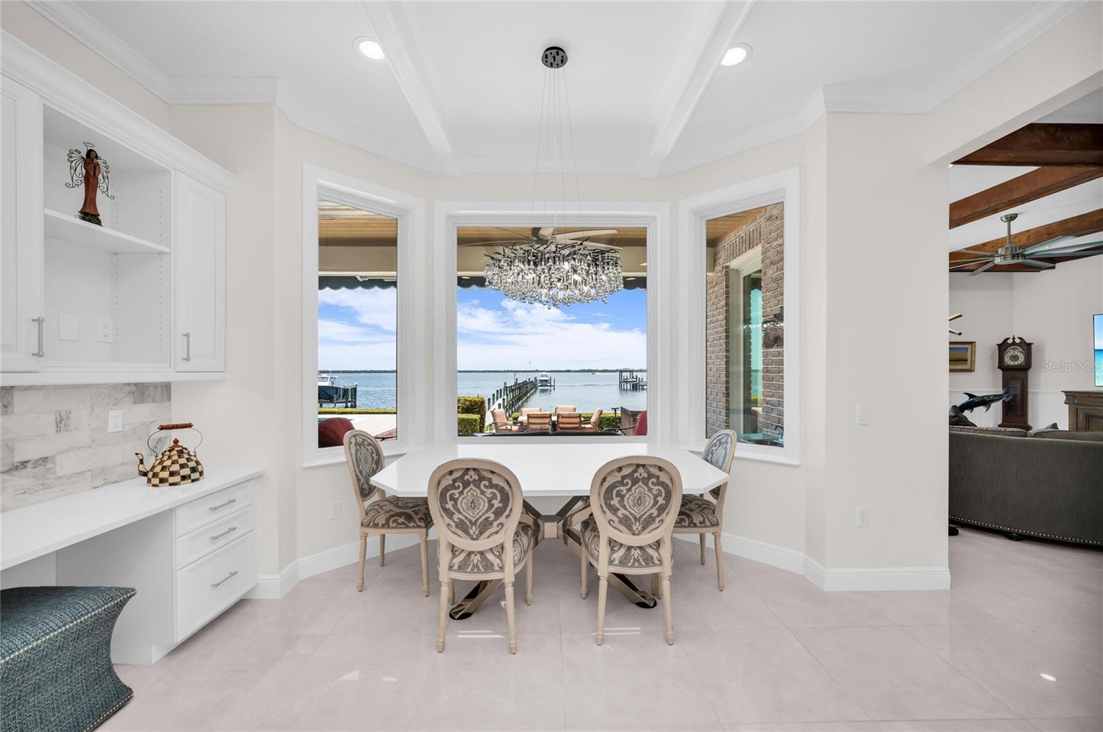SHAW'S POINT - Residential