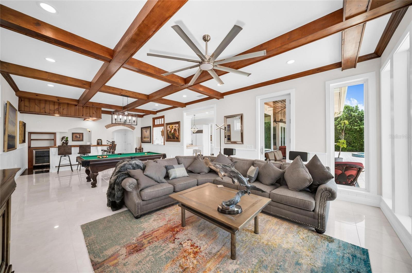 SHAW'S POINT - Residential
