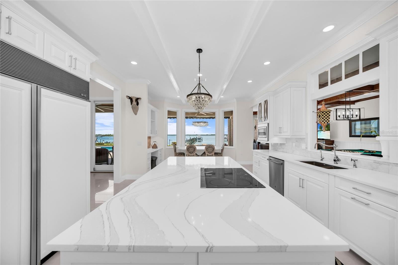 SHAW'S POINT - Residential