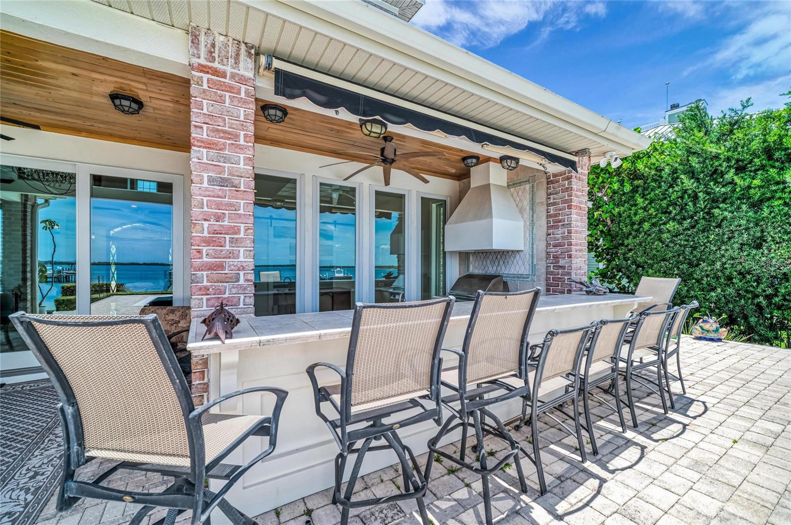 SHAW'S POINT - Residential