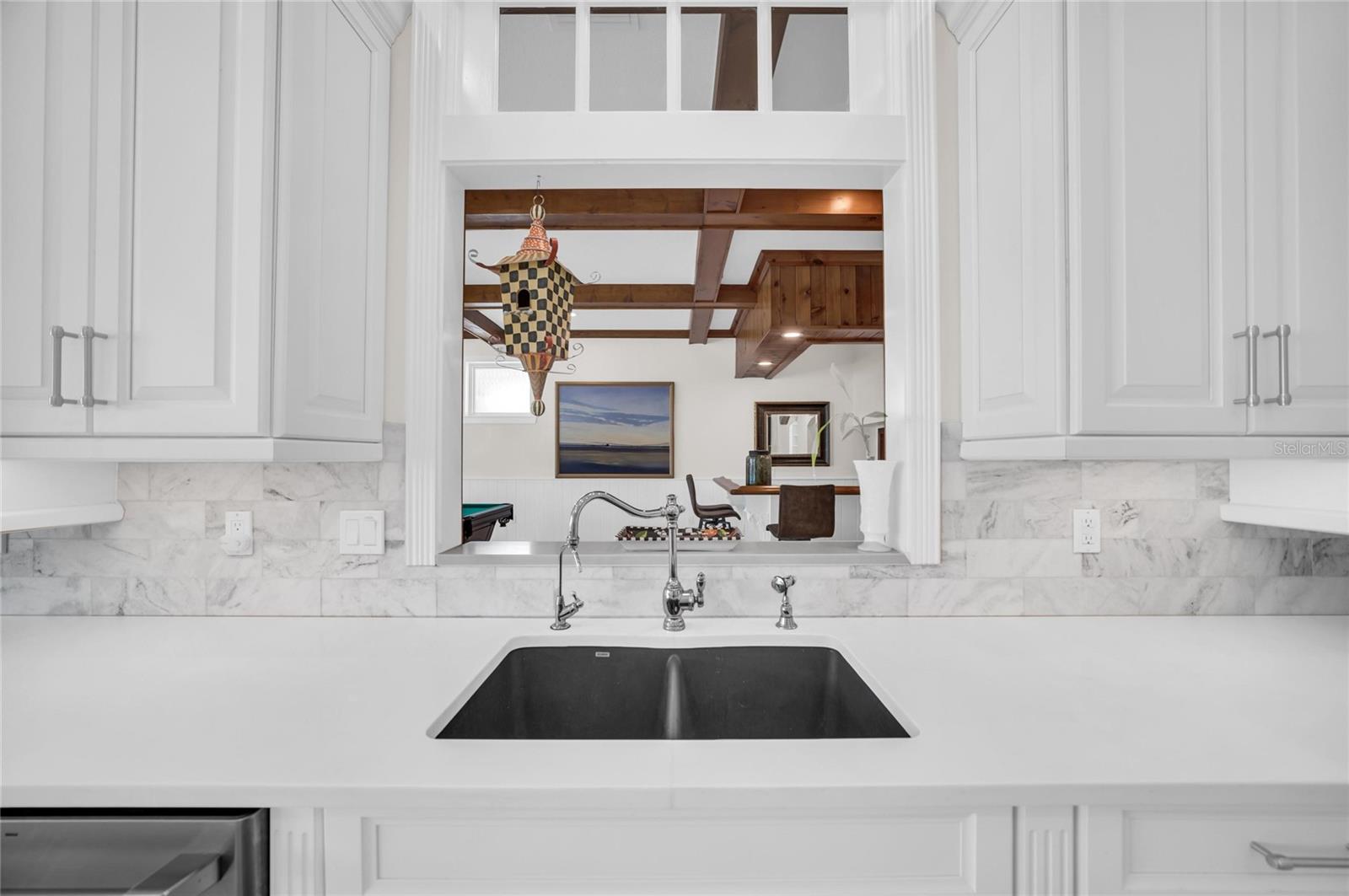 SHAW'S POINT - Residential