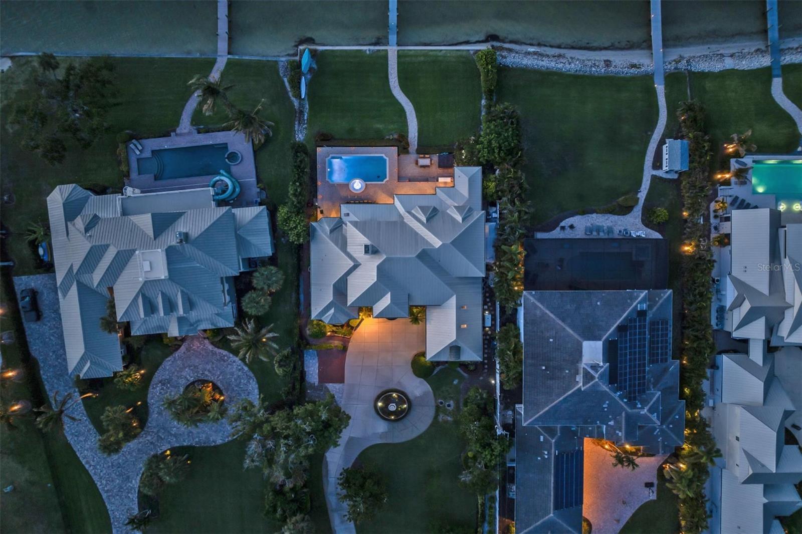 SHAW'S POINT - Residential