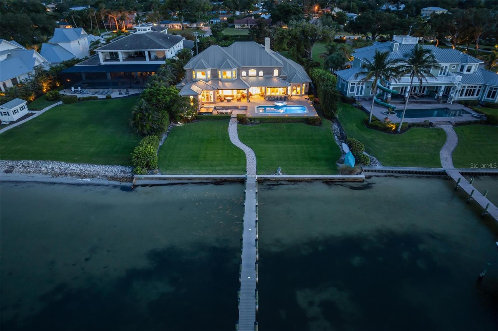 SHAW'S POINT - Residential