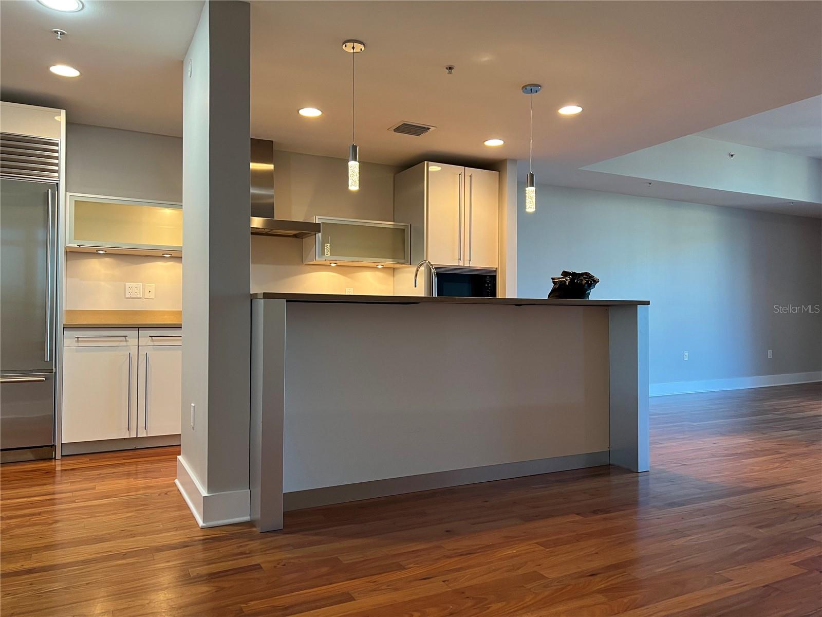 STAR TOWER CONDO - Residential Lease