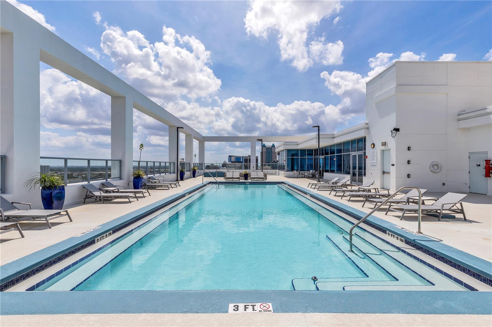 STAR TOWER CONDO - Residential Lease