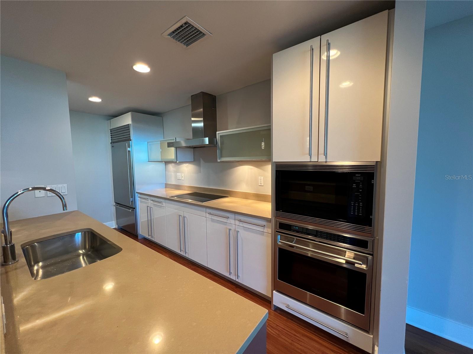 STAR TOWER CONDO - Residential Lease
