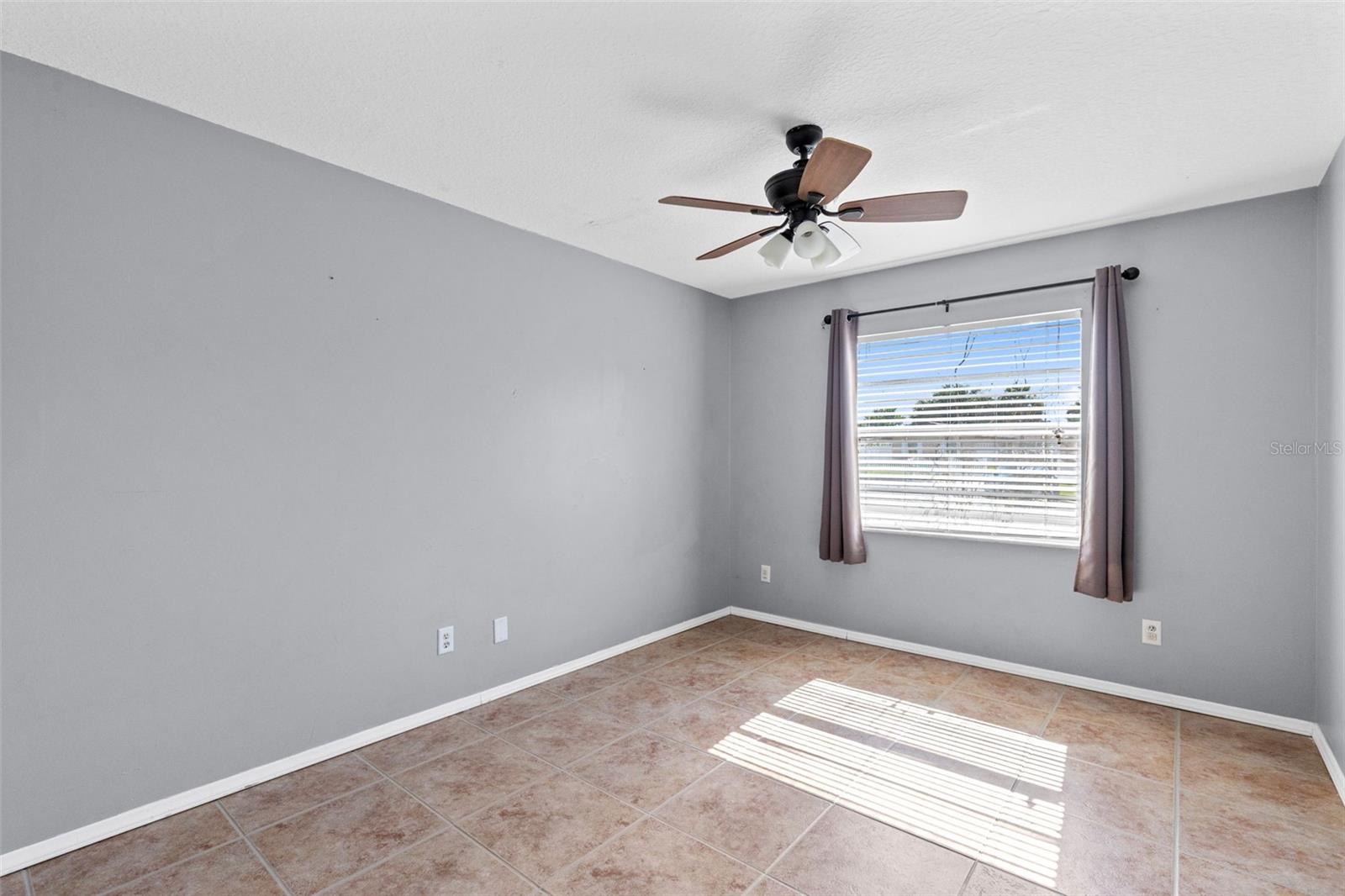 GROVEVIEW VILLAGE - Residential