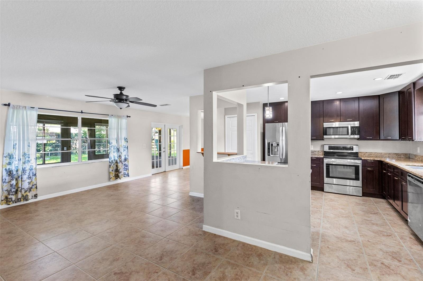 GROVEVIEW VILLAGE - Residential
