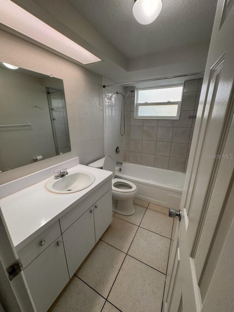 COVENTRY - Residential Lease