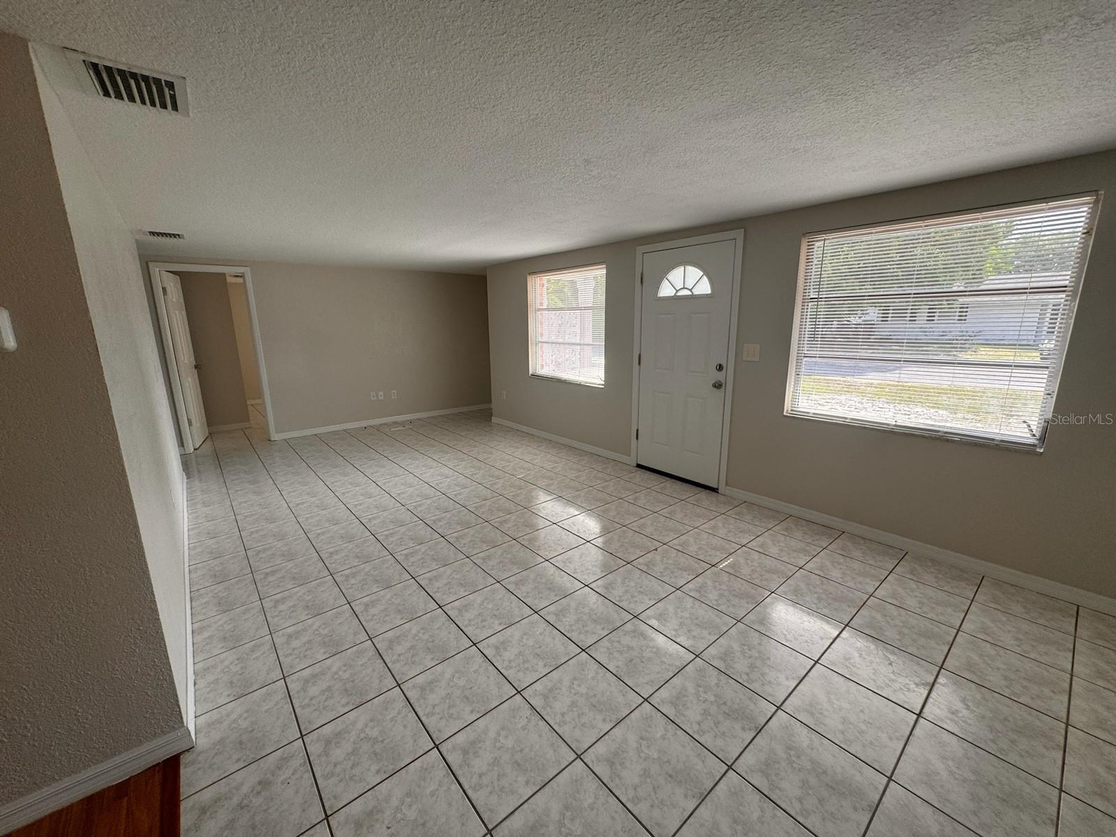 COVENTRY - Residential Lease