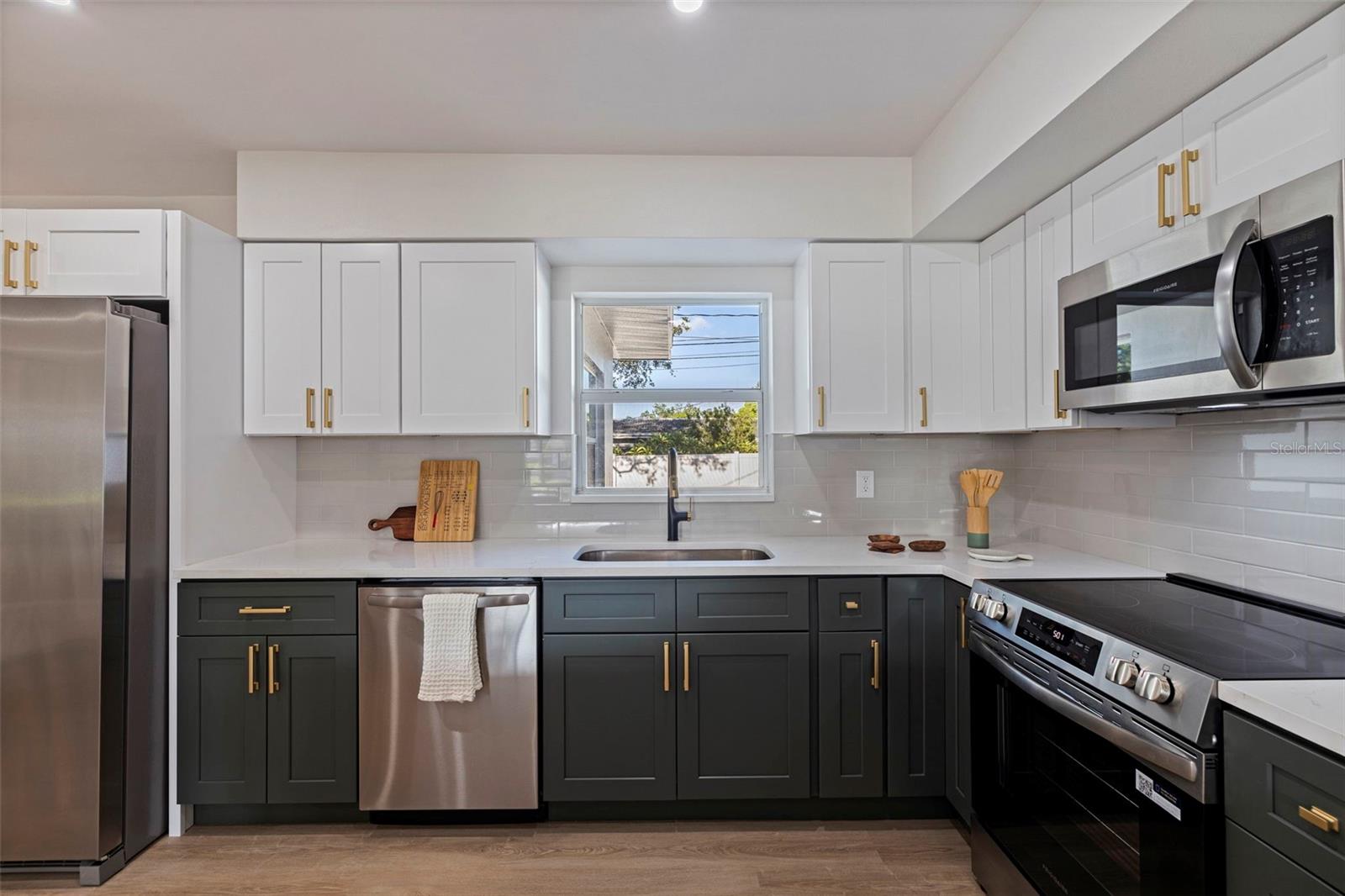 EASTWOOD TERRACE 1ST ADD - Residential