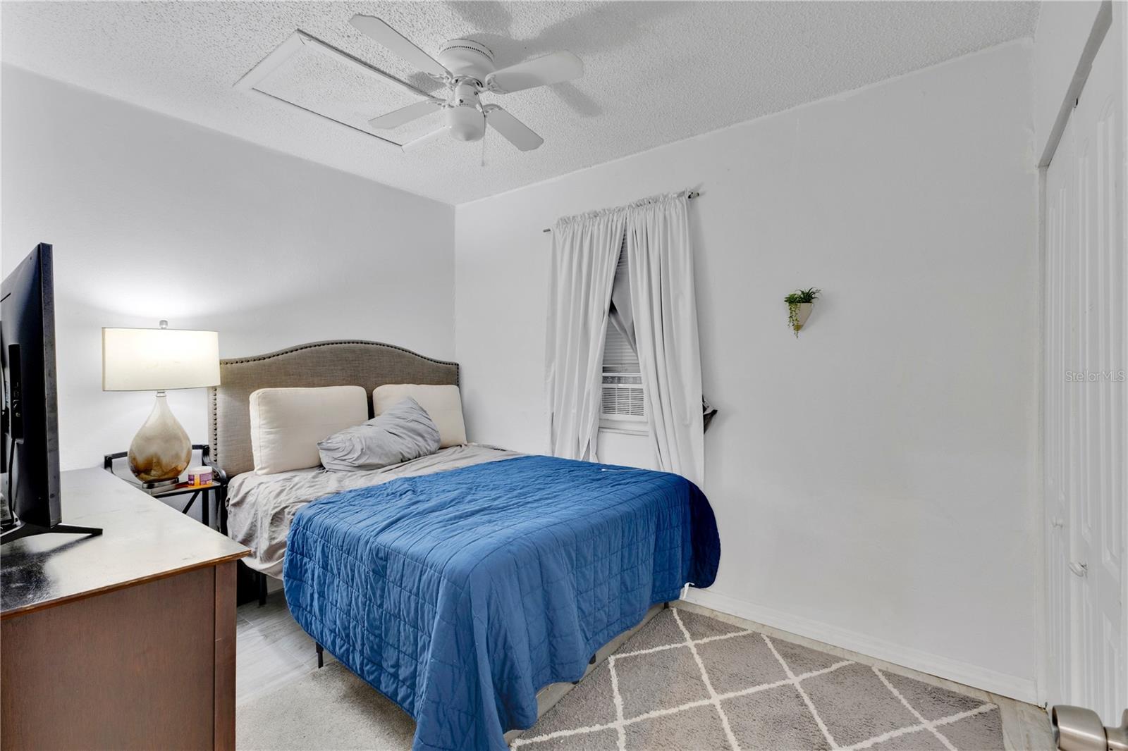INWOOD - Residential