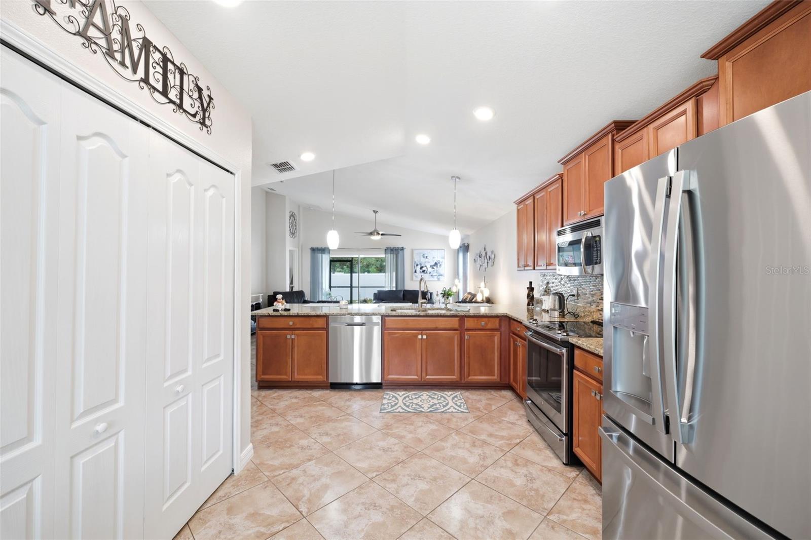 BRIAR OAKS VILLAGE 01 - Residential