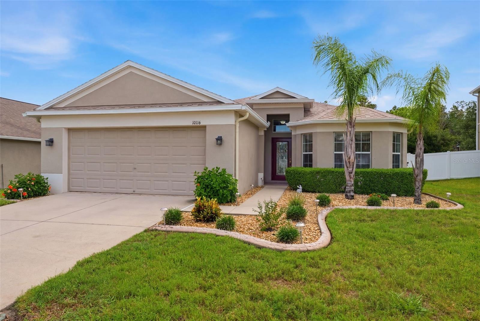 BRIAR OAKS VILLAGE 01 - Residential