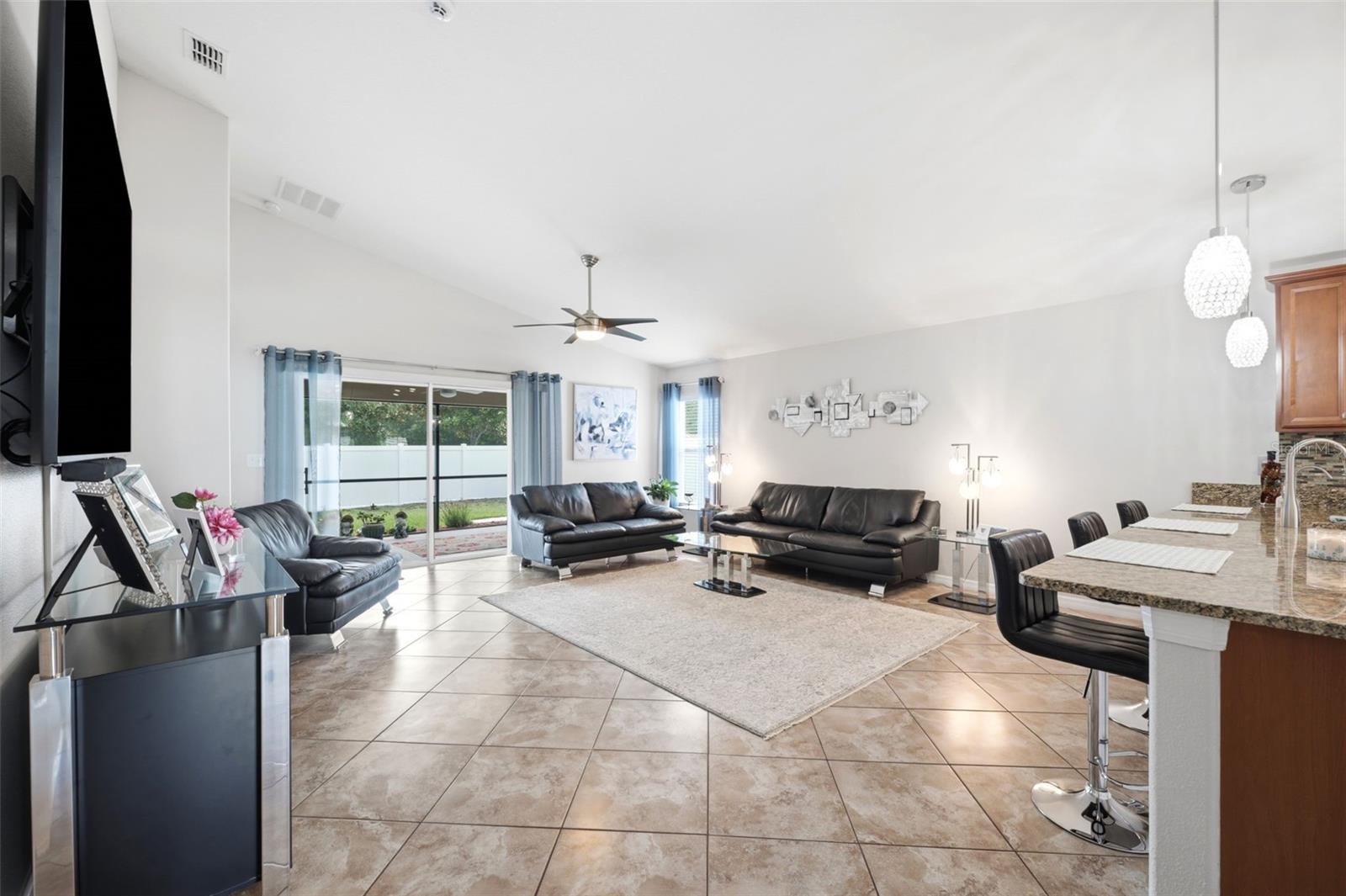 BRIAR OAKS VILLAGE 01 - Residential